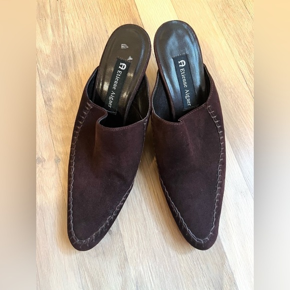 Etienne Aigner Chocolate Brown Suede Mules Size 7.5 - Picture 4 of 5